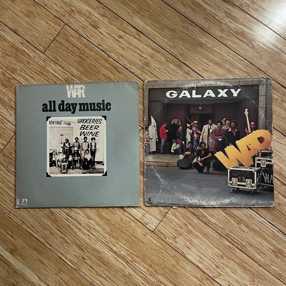 Lot of (2) War LPs vintage vinyl records soul funk psych 70s - Picture 1 of 3